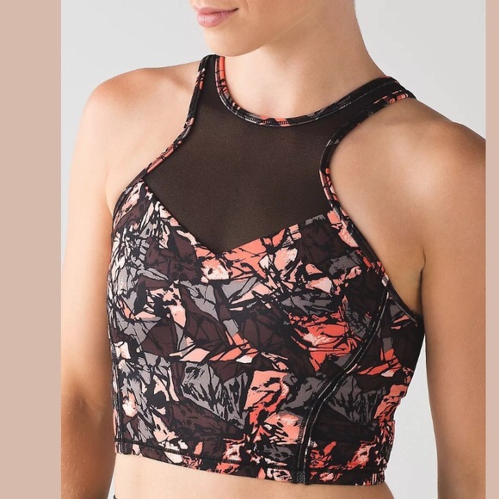 Lululemon Get It Om Bra Size 8 NWT